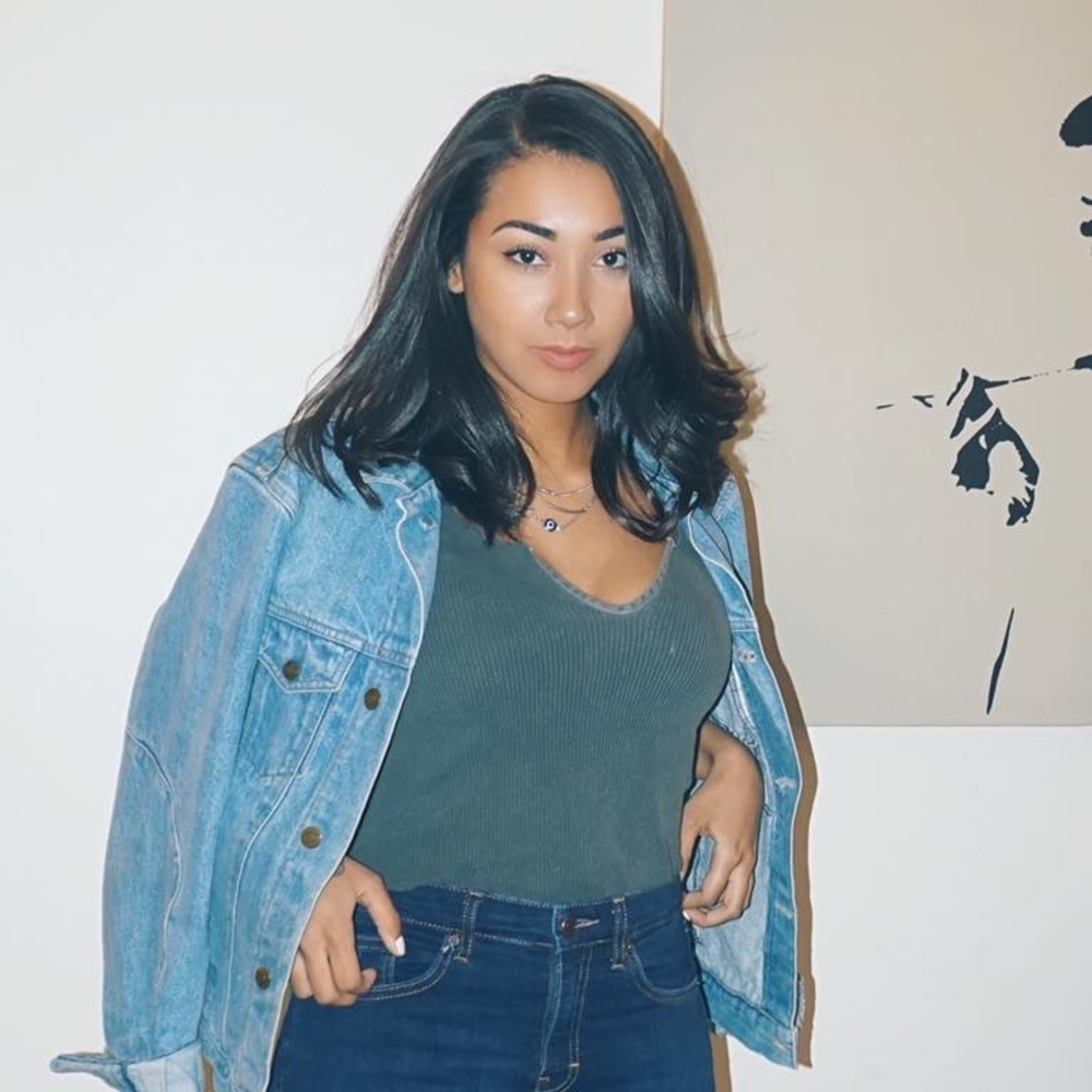 Meet your Posher, Kayla